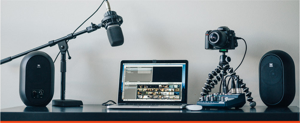 JBL J104SET-EU One Series Powered Desktop Reference Studio Monitors (pair) (SOLD OUT)