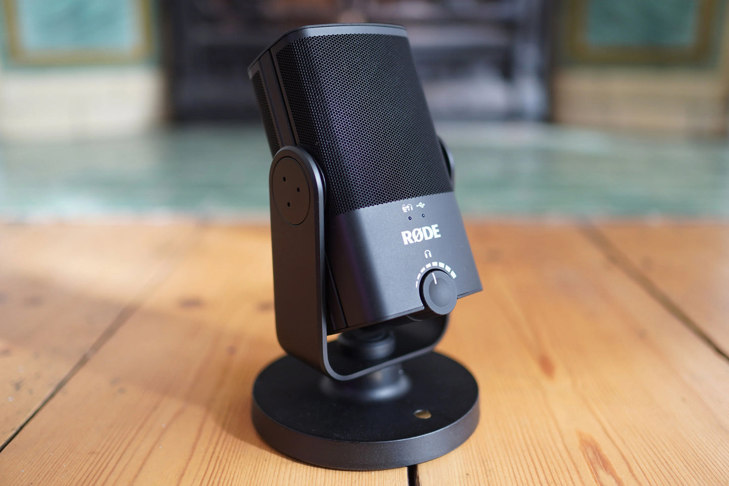 RØDE NT-USB Mini Versatile Studio-Quality USB Microphone