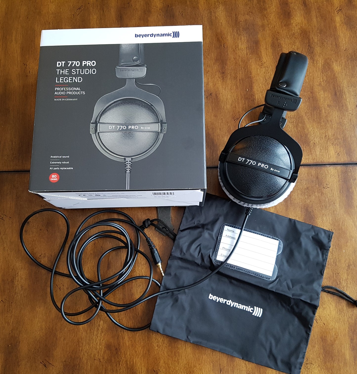 Beyerdynamic DT 770 Pro 250 ohm Closed-back Studio Mixing Headphones